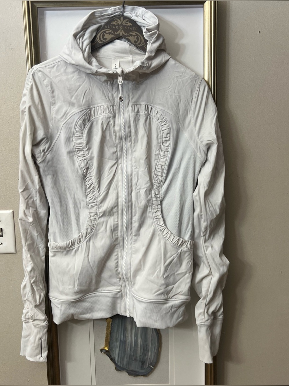 RARE Collectable Lululemon Define Women's Hoodie Jacket Size 8, White, Zip-up